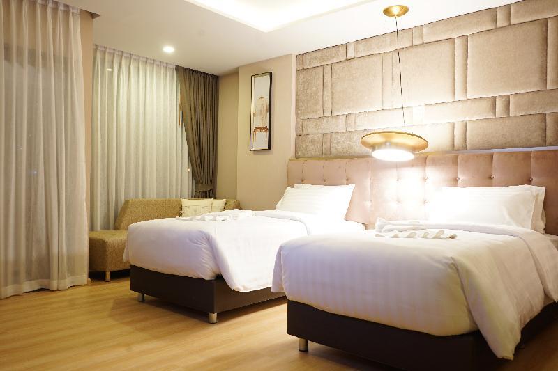 De Prime Rangnam Hotel Bangkok, Thailand — book Hotel, 2022 Prices